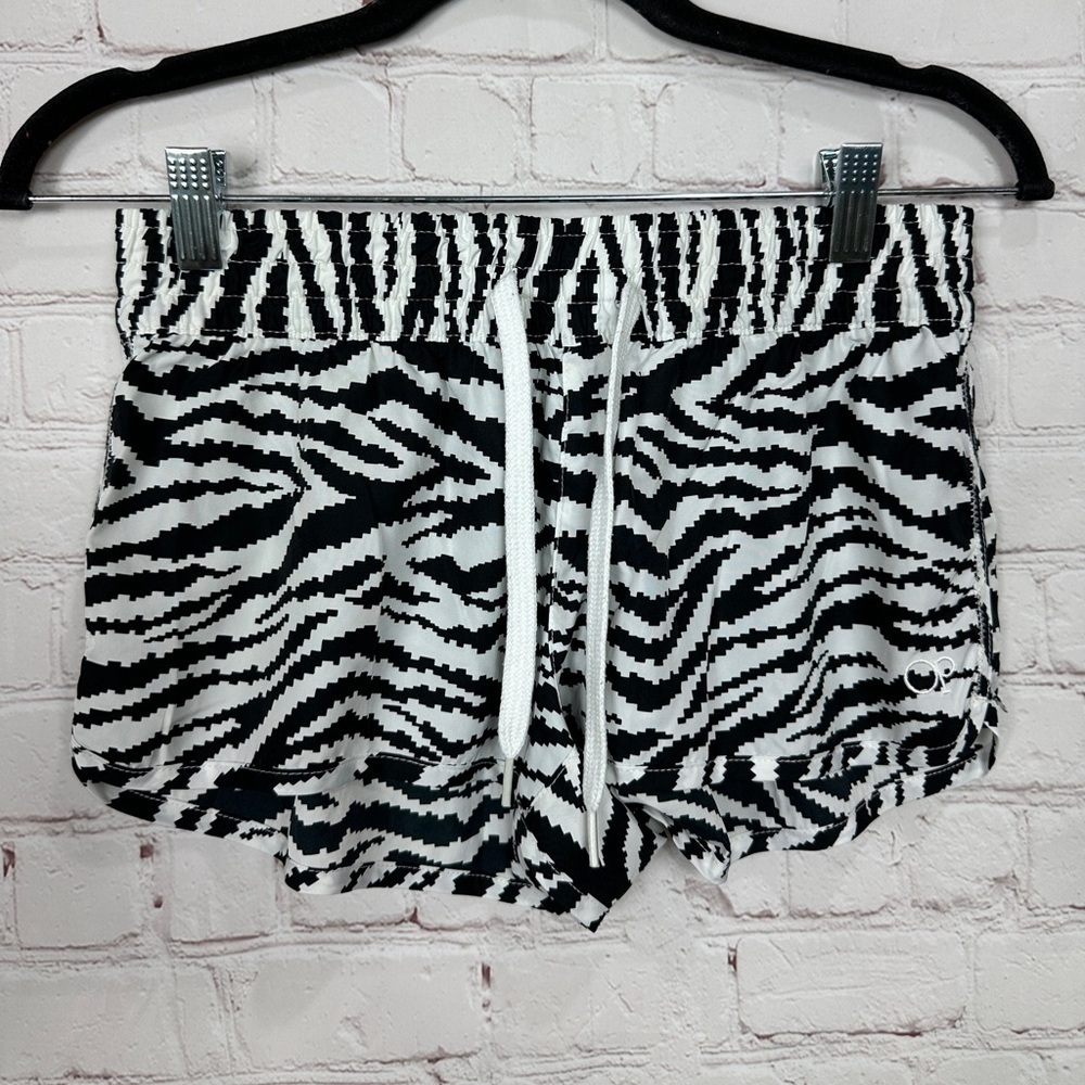 Op Ocean Pacific Women’s Black White Elastic Waist Pull On Shorts Beach Pool S